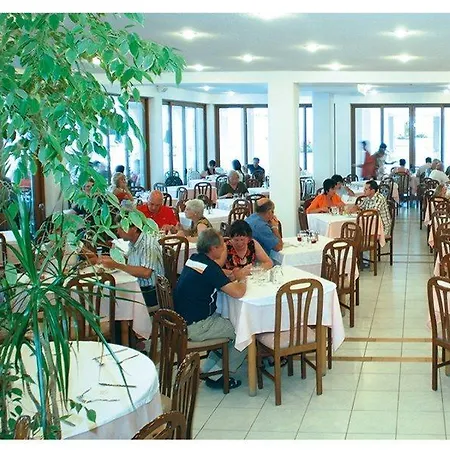 Alfa Hotel 4*